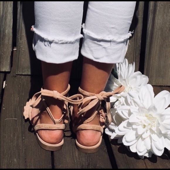 SALE! New! Coachella Sandals Tan Suede Wrap Style - Picture 10 of 12